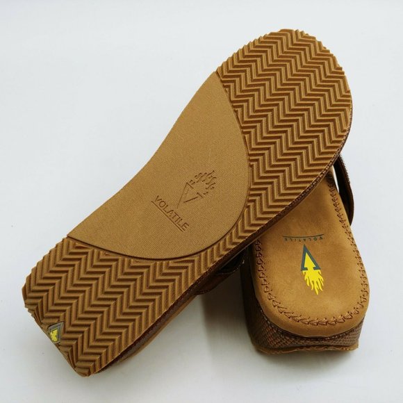 Volatile Womans Ory Flip Flop Bronze NEW - Picture 4 of 9